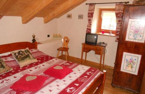 La Salle Apartment | Baita nel verde - cir 0122