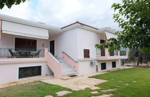 Loutra Oraias Elenis Villa | Baitani villa