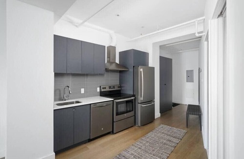 Chinatown Apartment | Bakan-Corner suite 1 bedroom Old Montreal