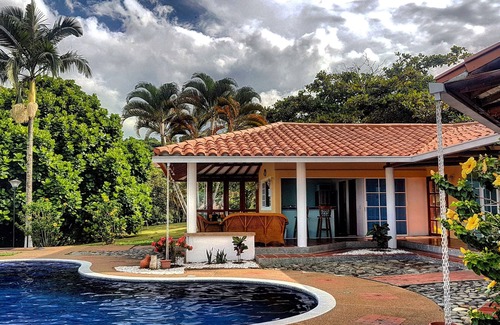 Palestina House | Balaguer Finca Boutique Rental