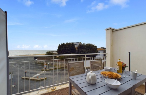 Bourgenay Apartment | Balcon - beachside - sea view