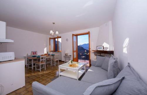 Perledo Apartment | Balcone di Perledo