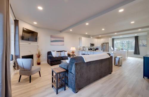 Hammond House | Balconies with Scenic River Views Hammond Townhome!