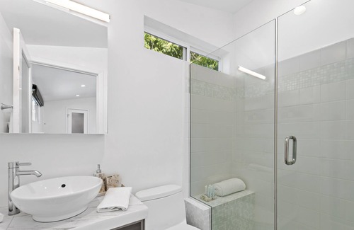 Woodland Hills Villa | Bali Inspired Hills Retreat