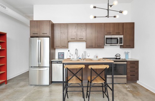 Downtown St. Louis Apartment | Ballpark Luxury Loft - Steps from Arch