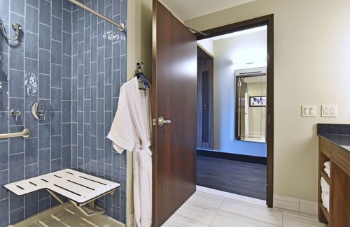 Lincoln Hotel | Bally's Twin River Lincoln Casino & Hotel