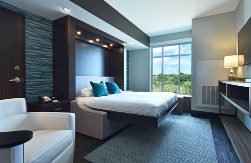 Lincoln Hotel | Bally's Twin River Lincoln Casino & Hotel