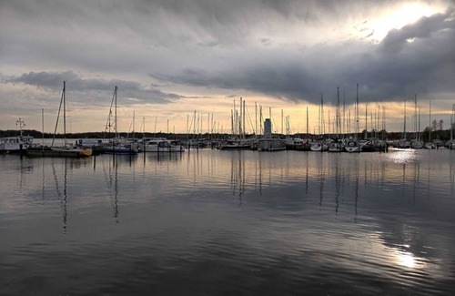 Schleswig Boat Rental | Baltic Sea Houseboat Schleswig