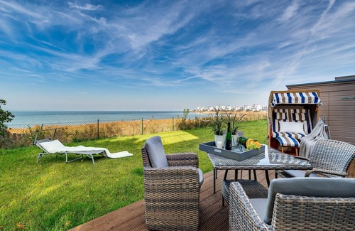 Olpenitz Apartment | Baltic Sea vacation apartment "Schleiperle" - with water view, sauna and two terraces