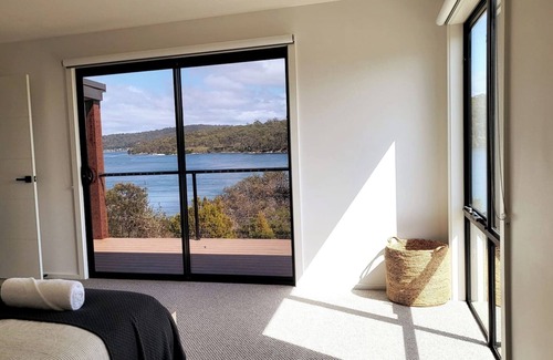 Akaroa House | Bambara - Luxury Tasmanian Escape