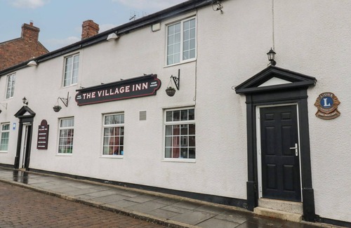 Murton Cottage | BAMBARA ROOM, pet friendly, with a garden in Murton, County Durham