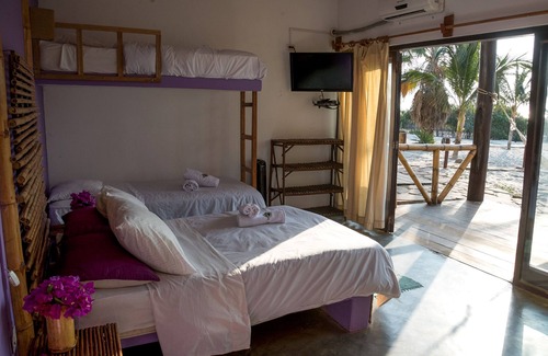 Bocapan Cabin | Bamboo Lodge Zorritos