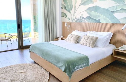 Kfardebian House | Banana Leaf: Beachfront Exotic Room in Batroun