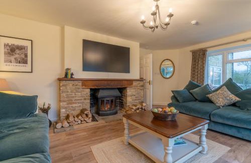Chipping Norton House | Banbury Hill Farmhouse