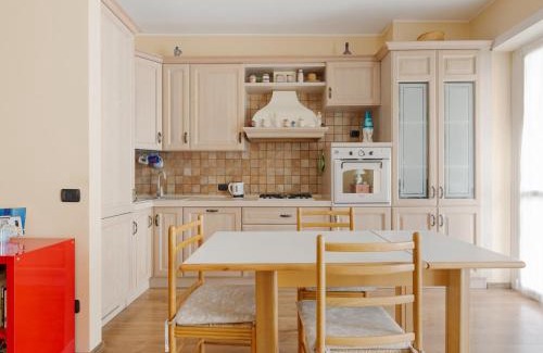 Navigli Apartment | Bande Nere M1 Comfy Apt with Balcony