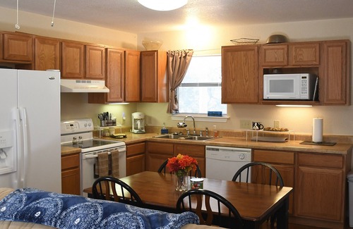 Pipe Creek House | Bandera/Pipe Creek House on Medina River-Large Deck with beautiful view