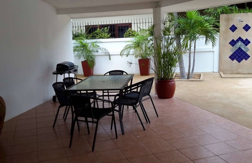 Na Chom Thian Villa | Bang saray , 4 bedroom pool villa 300 metres from the beach.