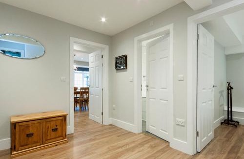Dartmouth House | Bank Apartment 1
