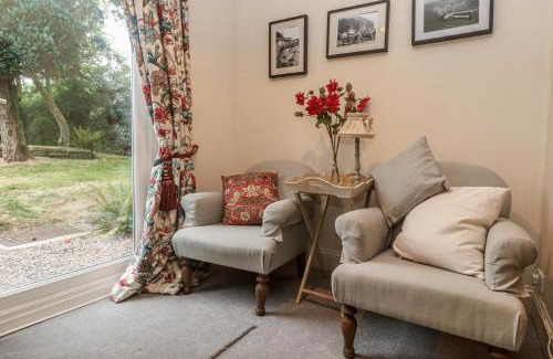 Helston House | Banneth