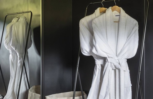 Whittington Cottage | BANTAM HOUSE 2, with a garden in Cheltenham