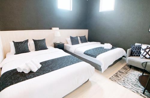 Hatsukaichi Hotel | Bar & Hotel Colors MIYAJIMA