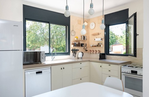 Ben Ami House | Bar-On Vacation Resort - Health, Nature, Culture, Tours & Tastes in the Village