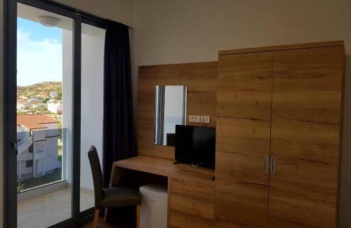 Metajna Bed & Breakfast | Bara Bay
