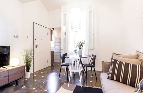 Bolognina Apartment | Barbieri23 Design by Wonderful Italy