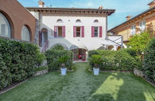 San Felice del Benaco Apartment | Barchi Resort - Apartments Suites - Villa Venezia - Attic Villa Venezia