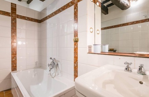 Colle di Val d'Elsa Apartment | Bardeggiano - Caterina 2 (COL245) by Interhome