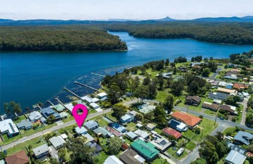 Burrill Lake House | Barker Retreat