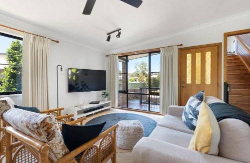 Burrill Lake House | Barker Retreat