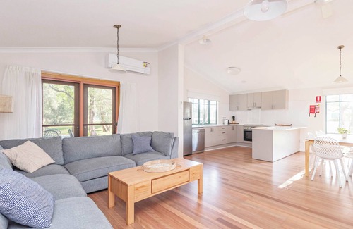 Tomakin Other | Barlings Beach Holiday Park