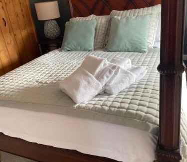 Ardens Grafton House | Barn Cottage