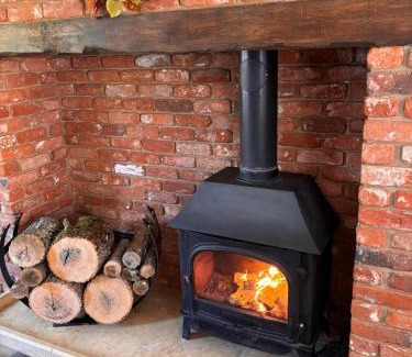 Ardens Grafton House | Barn Cottage