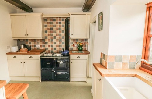 Newbiggin-in-Bishopdale Cottage | BARN COTTAGE, with open fire in Newbiggin