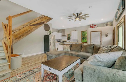 Isle Cabin | Barn on Lake Mille Lacs – Sauna, Fishing, Hot Tub,Relax