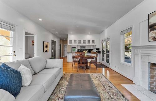 Northwest Portland House | Barnsley Court Retreat #42234