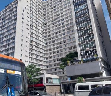 Cerqueira Cesar Apartment | Baronesa de Arary Famous building on Av Paulista