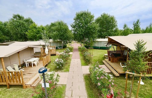 Porto Tolle Apartment | Barricata Holiday Village Lodge Tent Deluxe für 5 Personen