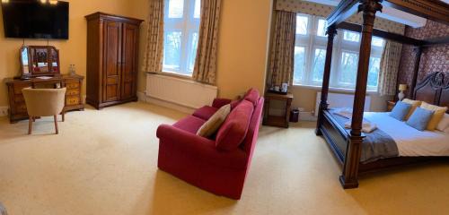 Two Dales House | Barringtons