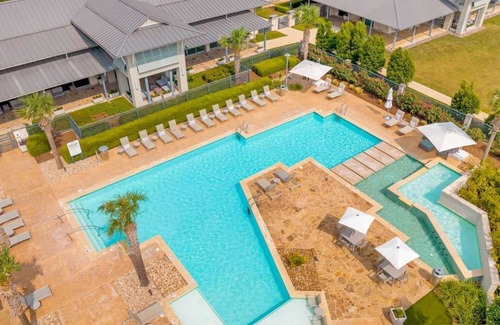 Buda Apartment | Barsala l Stylish 2BD Home with Pool Access