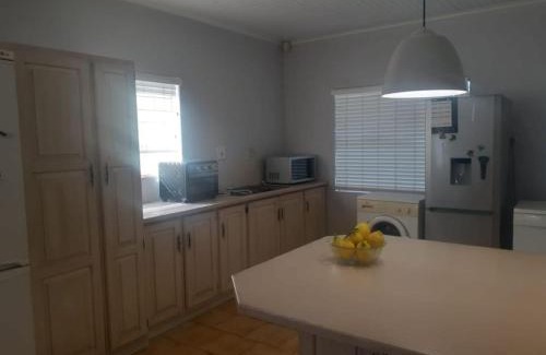 Emfuleni Apartment | Barti's Home