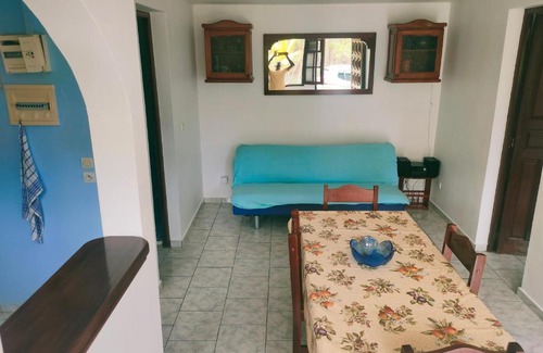 Le Moule Apartment | Bas de villa type F2 proche commodités