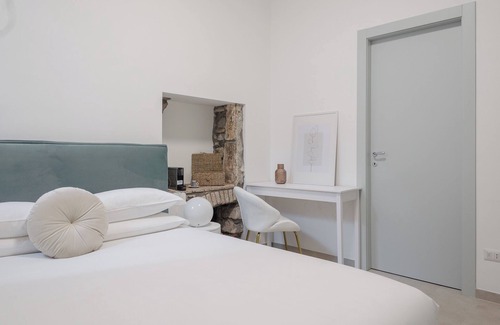 Viterbo House | Basco Guest House