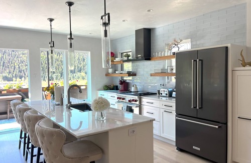 Telluride House | Basecamp at Valley Floor - Views and wildlife overlooking the Valley Floor!