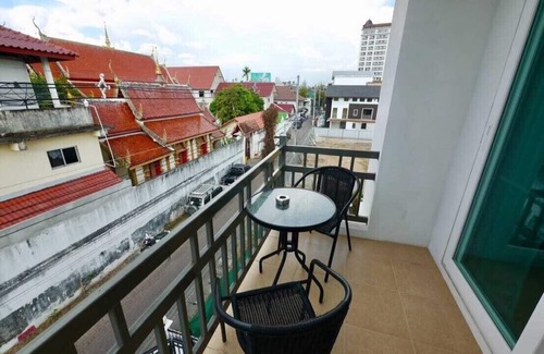 Old City House | Basic Line Home in Chiang mai in the old Town, 4 Bed Rooms, 5 Bath Rooms, Kichen