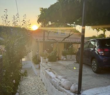 Spanokhorion House | Basil & Sunrise