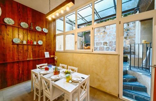 Palermo Apartment | Basso 61, Cozy Oasis with Mini Pool and Courtyard