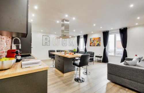 Quartier de la Roquette Apartment | BASTILLE/LE MARAIS-LUXURIOUS 3 rooms flat